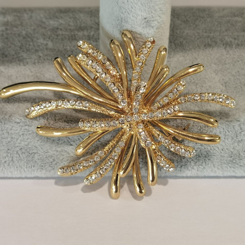 brooch - Picture 3 of 4